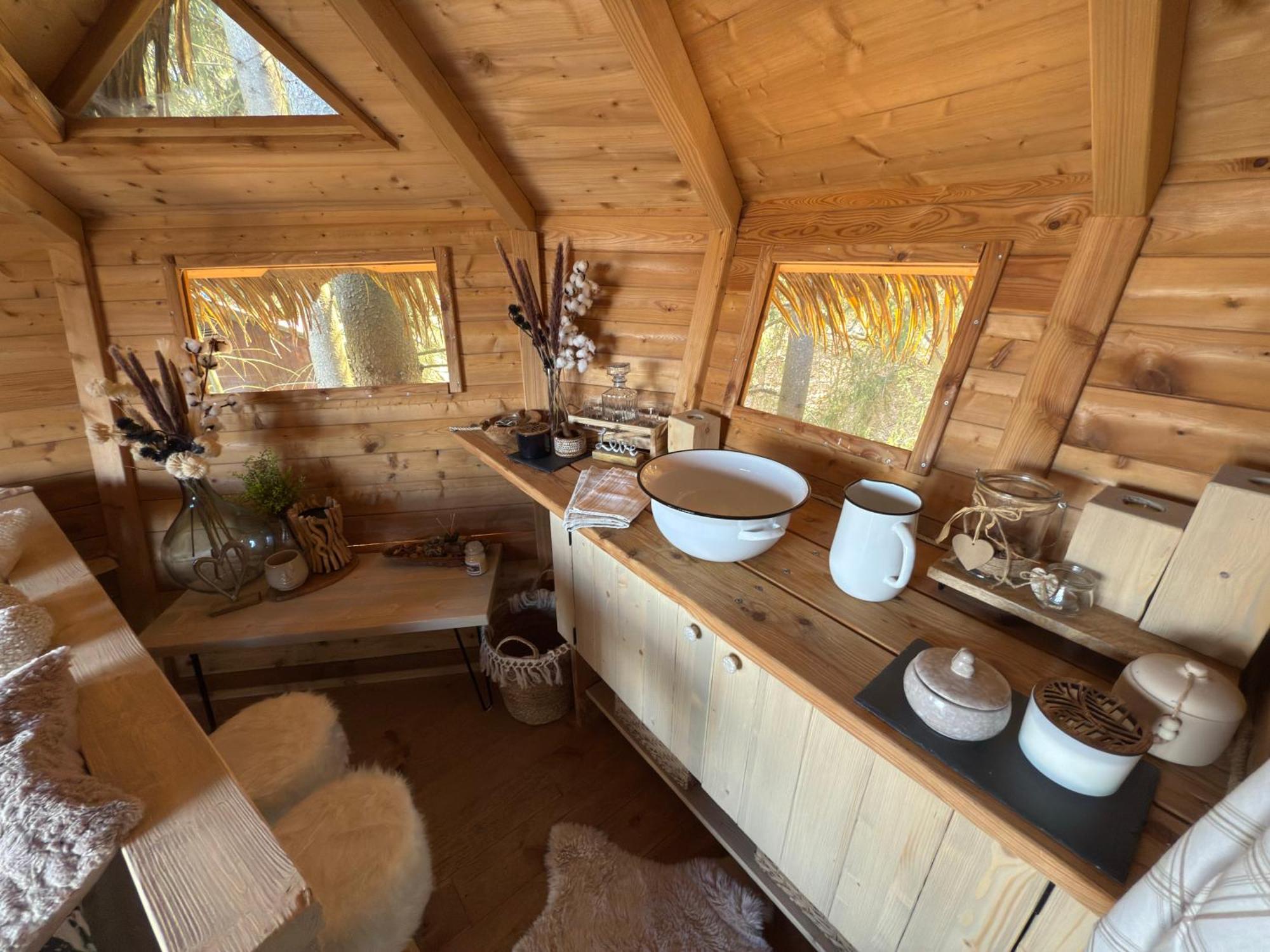 Hotel Treehouse U Rybnika Osecna Zewnętrze zdjęcie